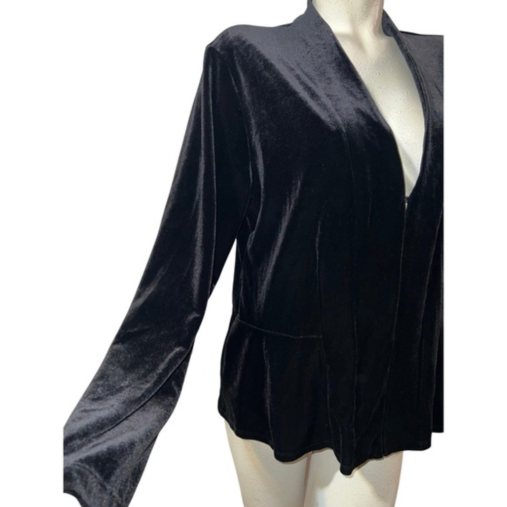 Chico's Black Velvet Hook Closure Long Sleeve Peplum Jacket Cardigan Size XL (3) - Picture 3 of 8